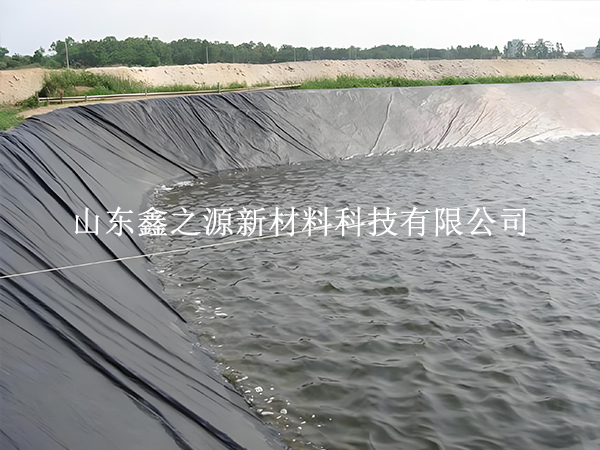 如何順利的延緩蓄水池防滲膜的衰老？